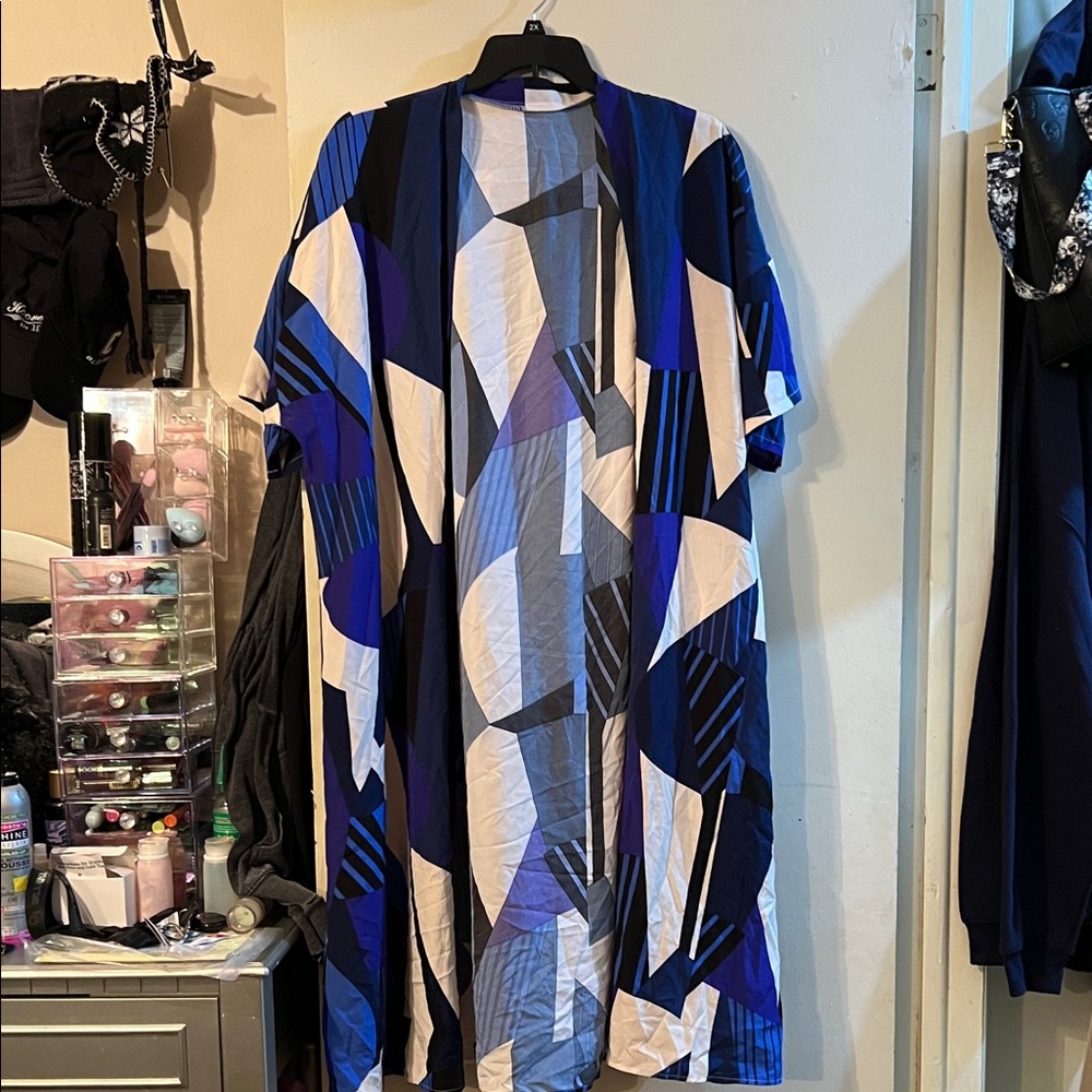 Abstract Blue and Black Patterned Cardigan short set